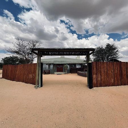 Loch Maree Guest Farm & Field Camp Villa Askham Ngoại thất bức ảnh